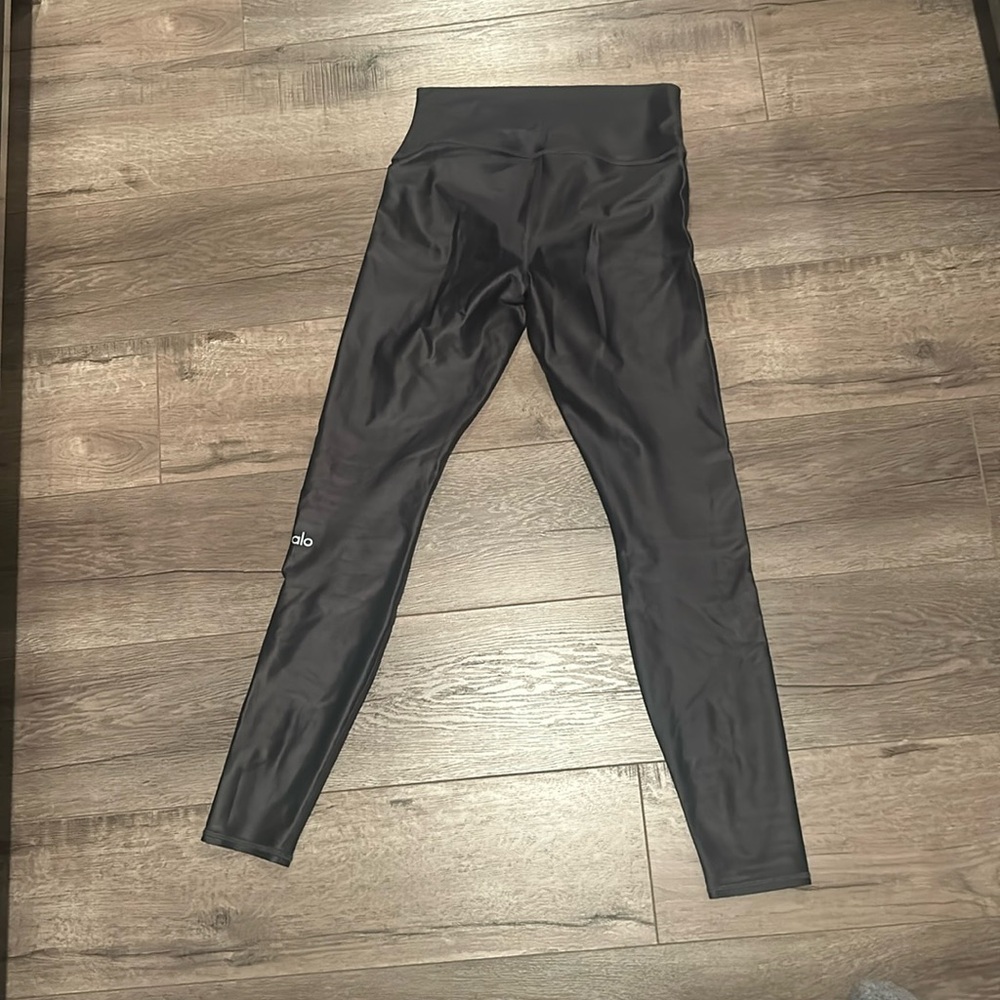 Alo grey gunmetal liquid leggings